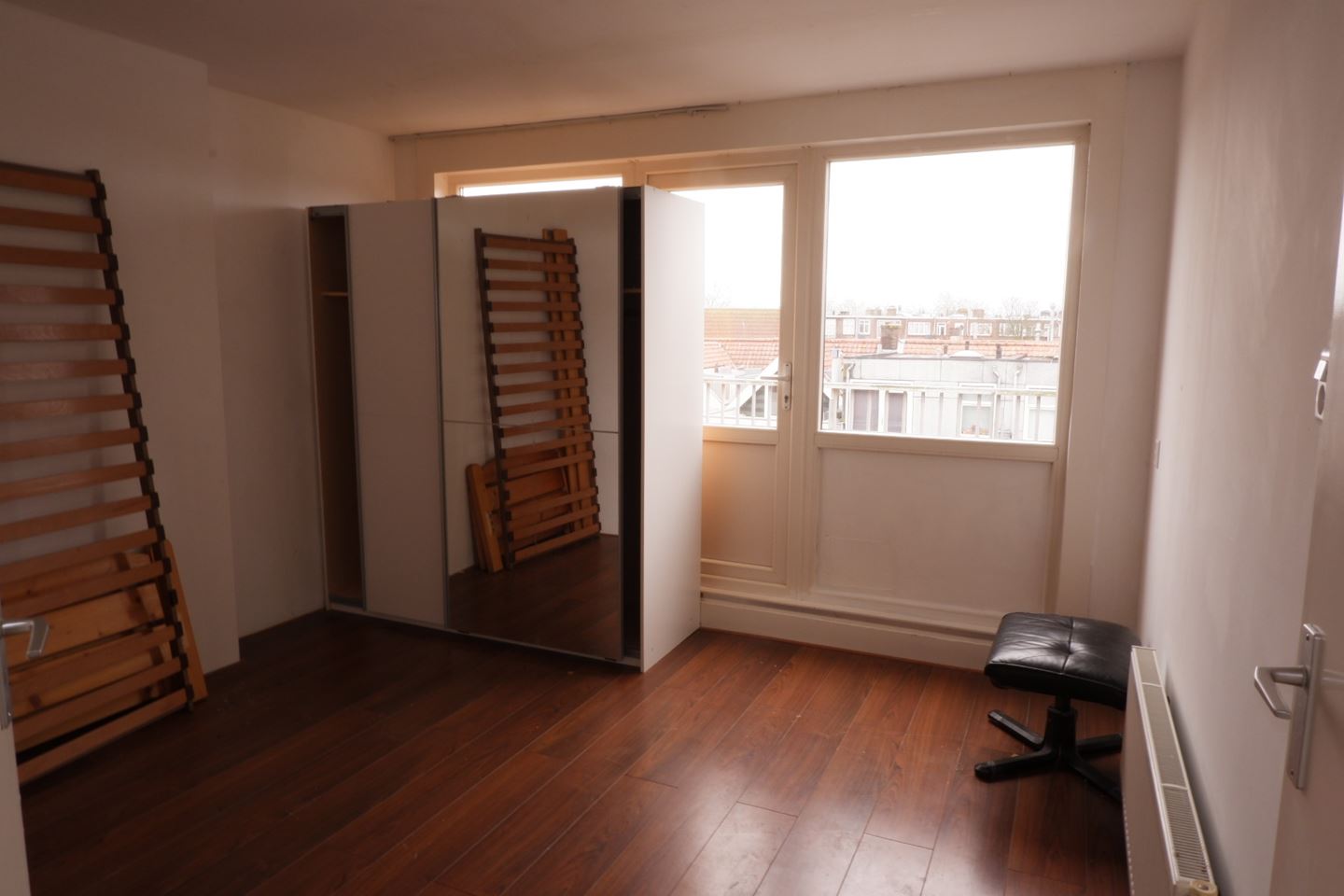 Te Huur 4 Kamer Appartement Mijnsherenlaan In Rotterdam