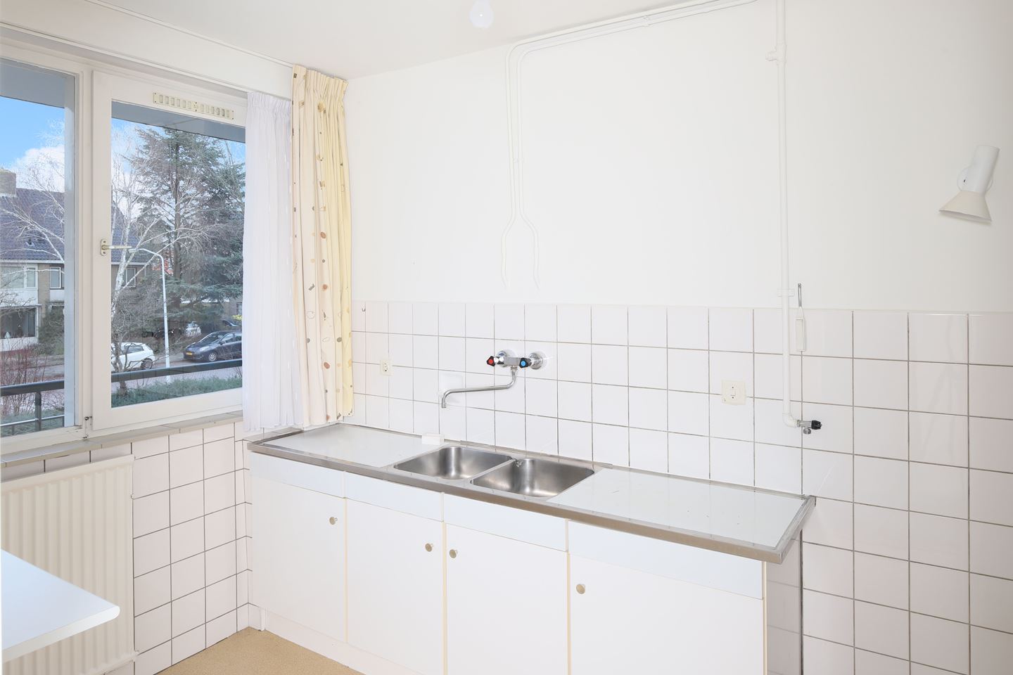 Te Huur 4 Kamer Appartement Apollolaan In Leiden