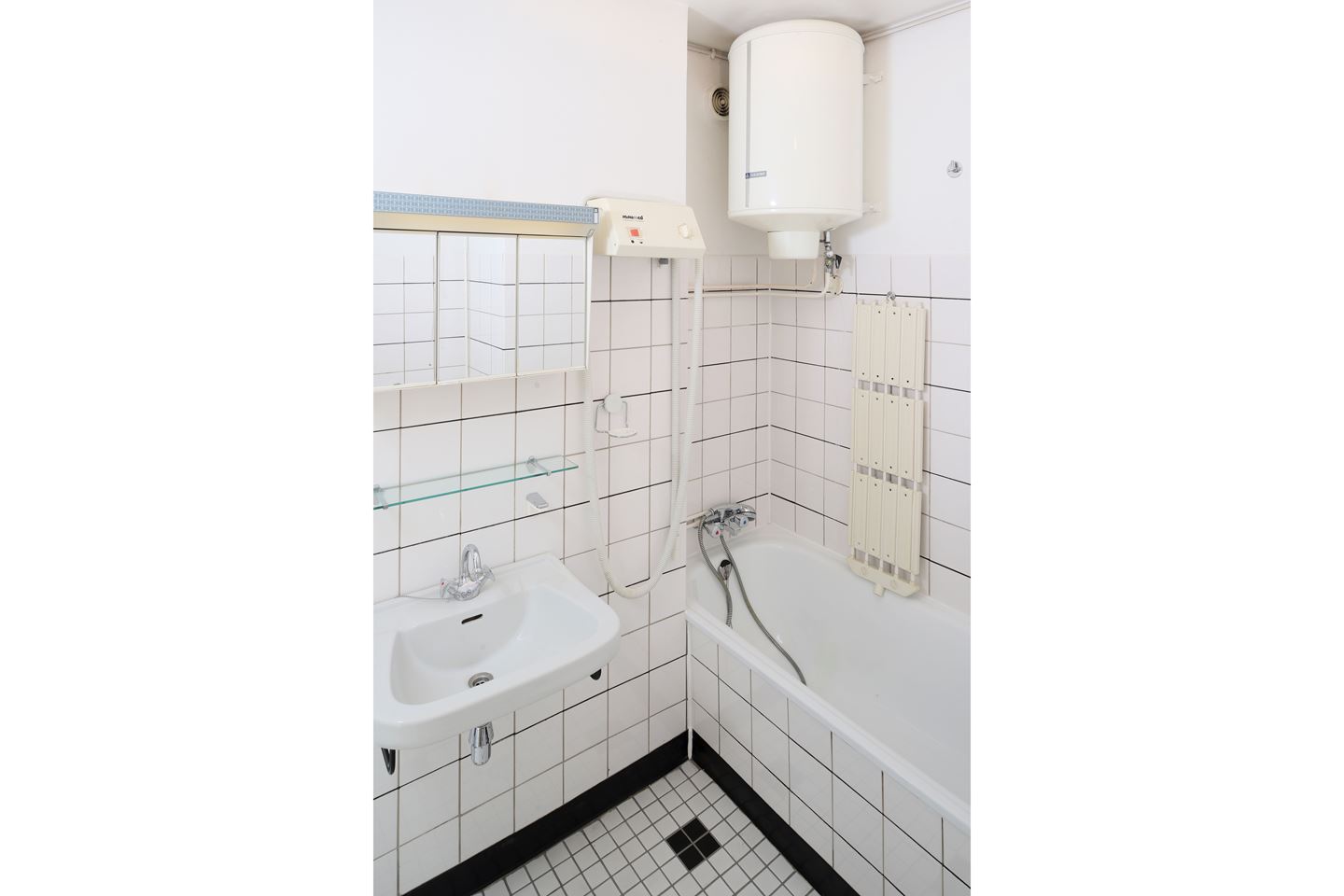 Te Huur 4 Kamer Appartement Apollolaan In Leiden