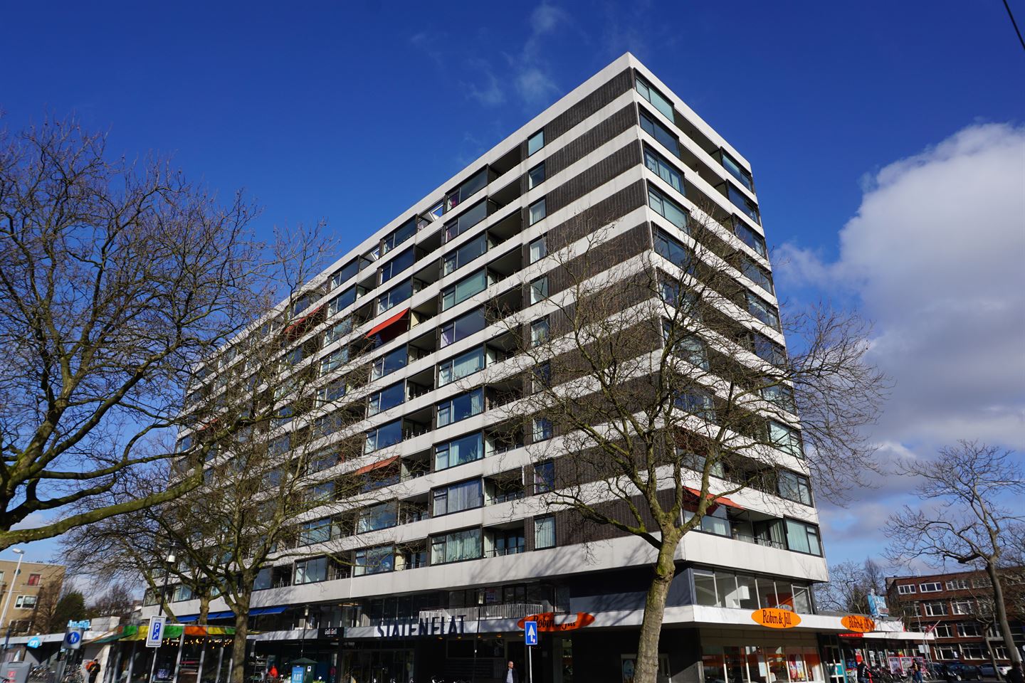 Te Huur 4 Kamer Appartement Bentinckplein In Rotterdam