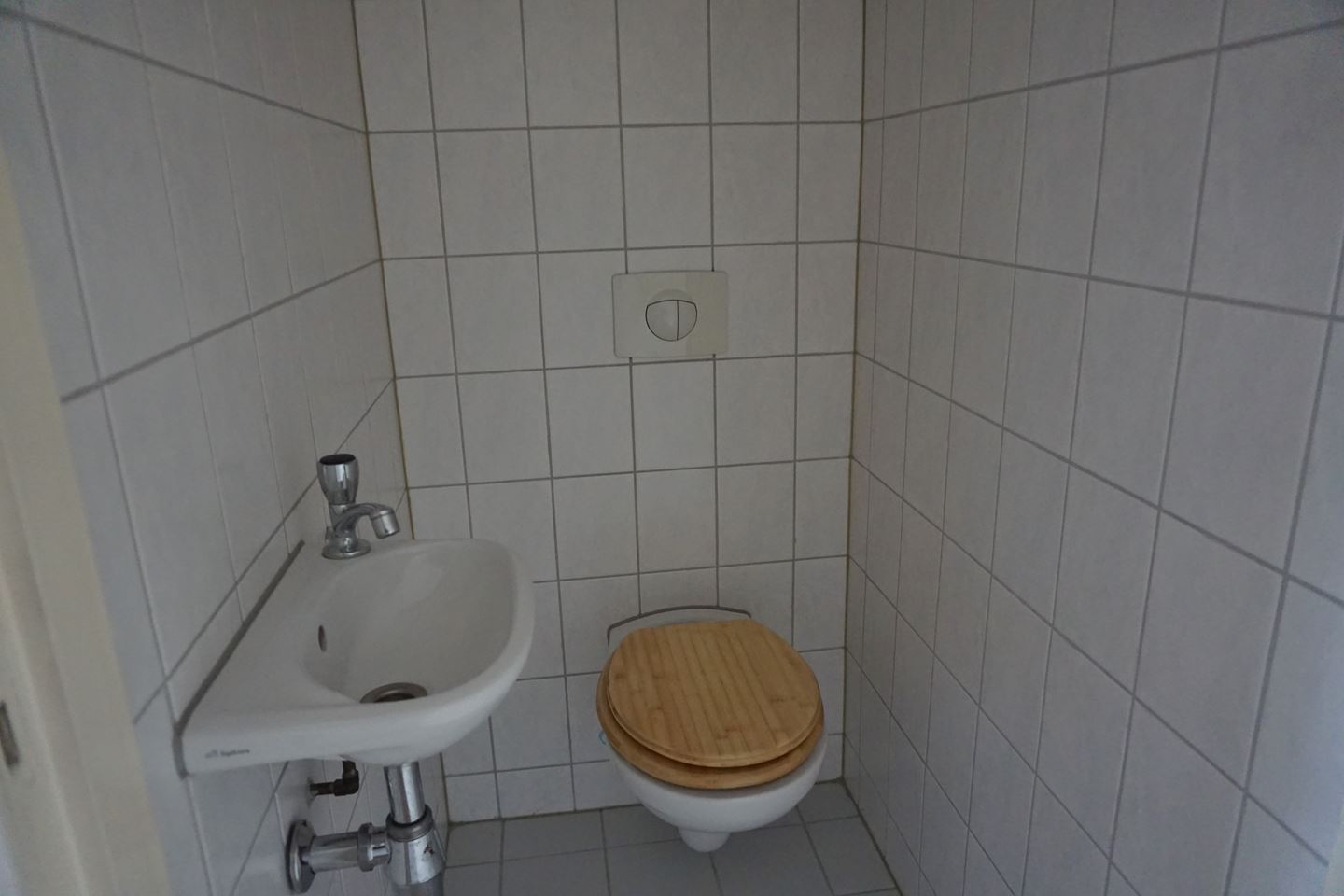 Te Huur 4 Kamer Appartement Bentinckplein In Rotterdam