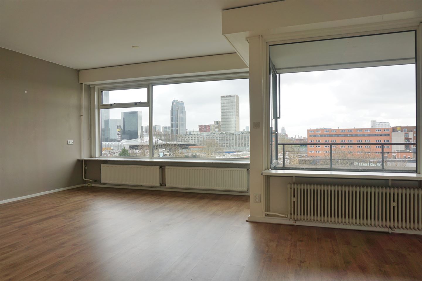 Te Huur 4 Kamer Appartement Bentinckplein In Rotterdam