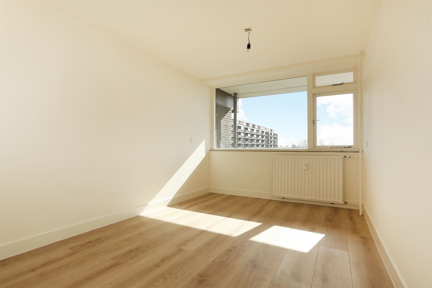 Te Huur 5 Kamer Appartement Nieuwendamlaan In Den Haag