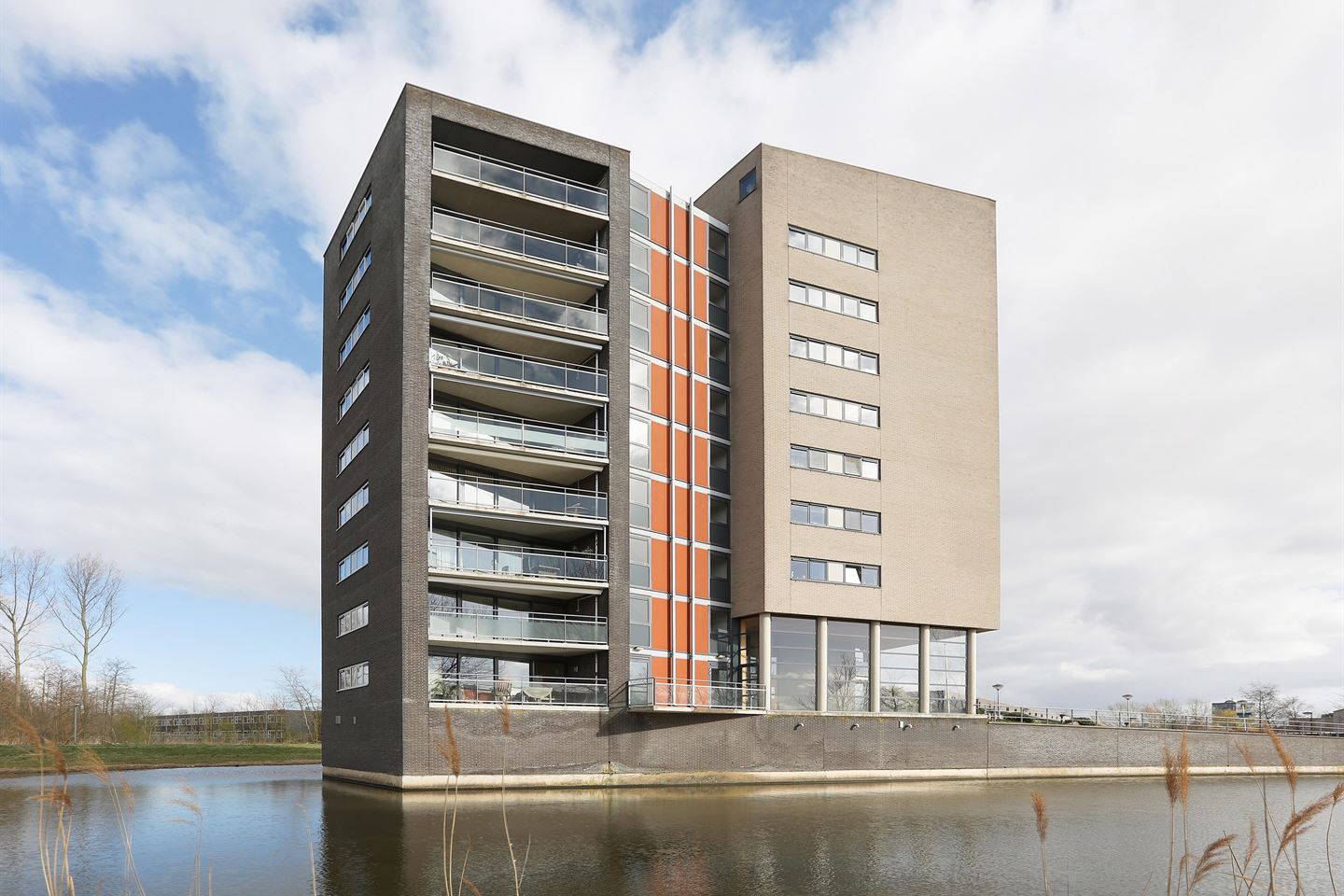 Te Huur 3 Kamer Appartement Spitsbergen In Almere