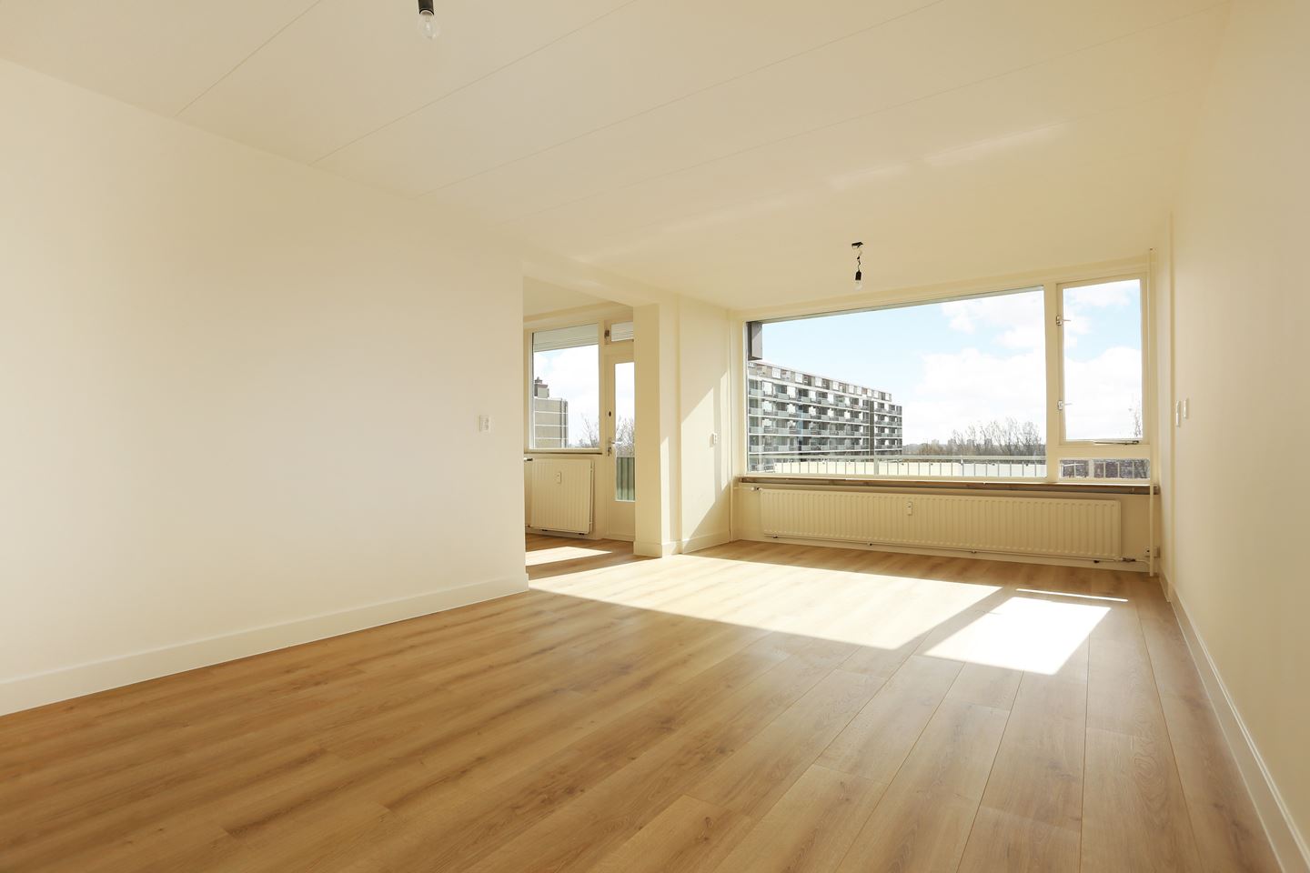Te Huur 5 Kamer Appartement Nieuwendamlaan In Den Haag