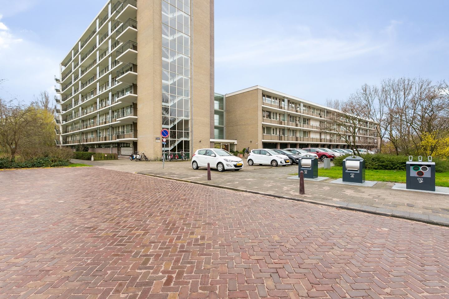 Te Huur 4 Kamer Appartement Apollolaan In Leiden